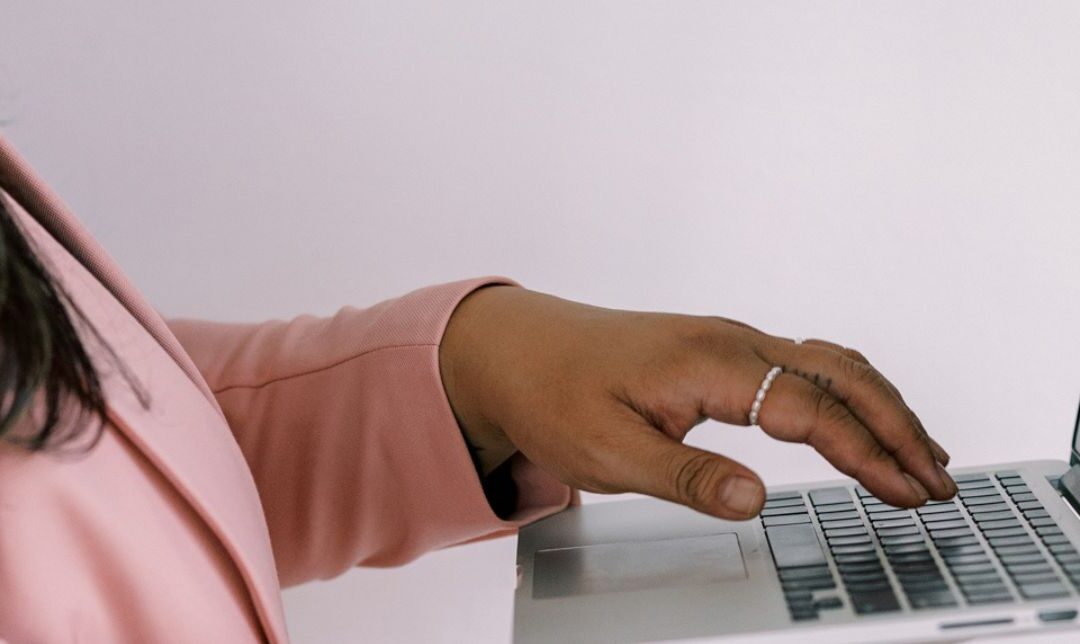 How AI Coaches Can Enhance Your Practice (Without Losing Clients)