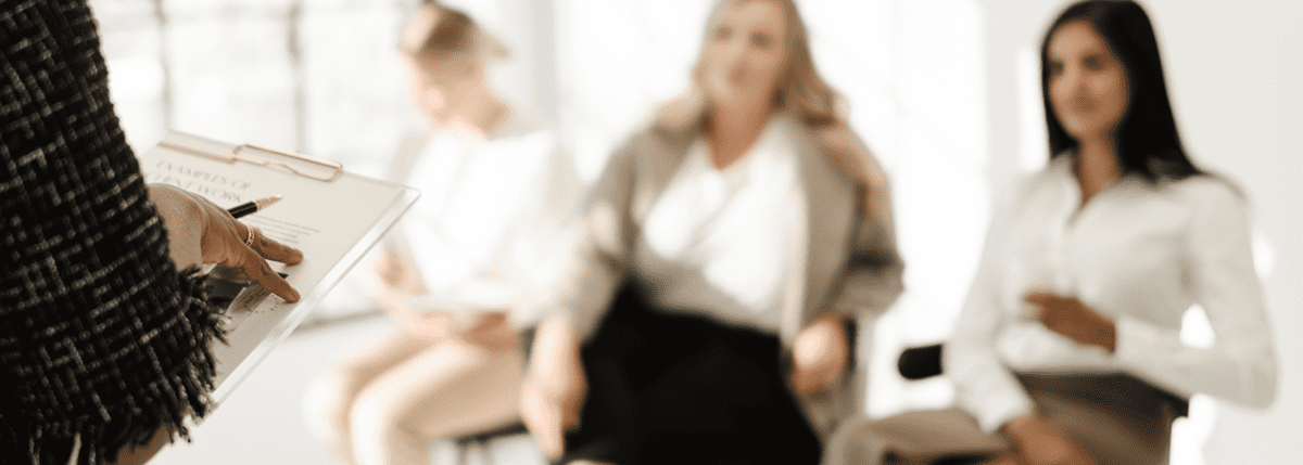 how much does a leadership coach make